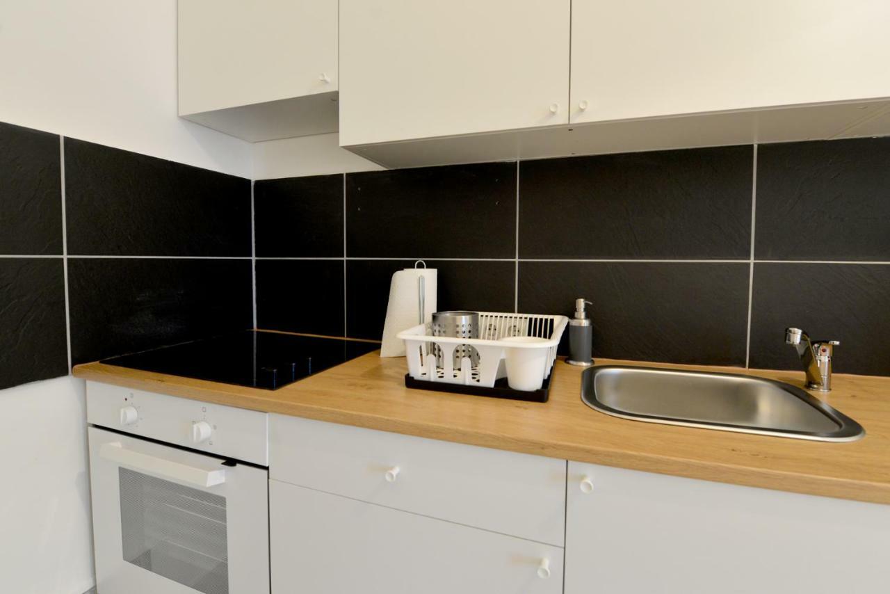 וינה 2 Bedrooms @ The U3 Subway מראה חיצוני תמונה